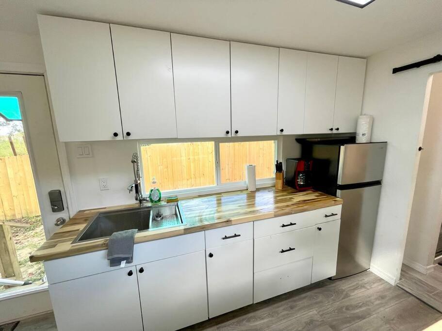 1Bed 1Bath Container Home Centrally Located Cypress Gardens Экстерьер фото